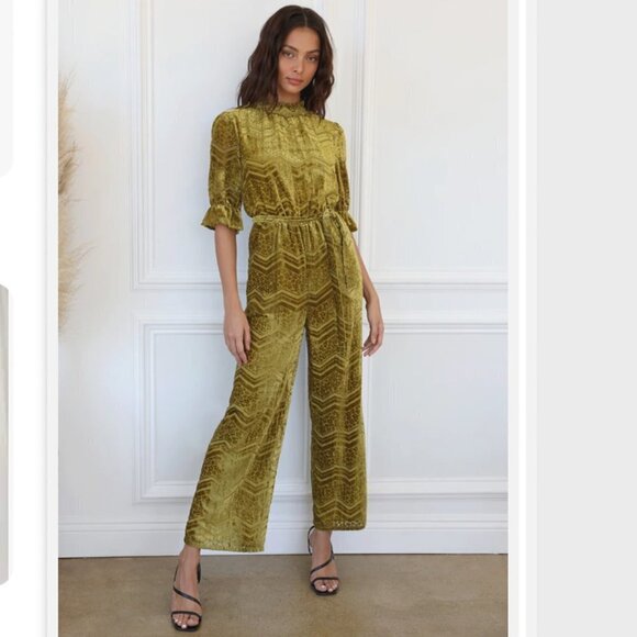 Adelyn Rae Willow Velvet Burnout Open Back Jumpsuit Size XS NWT - Picture 1 of 13